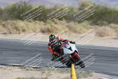 media/Nov-16-2025-Race Pace (Sun) [[8c5fa54630]]/Non Verified Riders (1st 20 Minutes)/2-Turn 10 (1010am)/